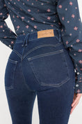Load image into Gallery viewer, Dolly Joleans Petite Flare Jeans Indigo1193