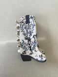 Load image into Gallery viewer, Eco Western Boots Hair Claw Clip - The Posh Loft