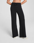 Load image into Gallery viewer, SPANX Airessentials Wide Leg Pant - The Posh Loft