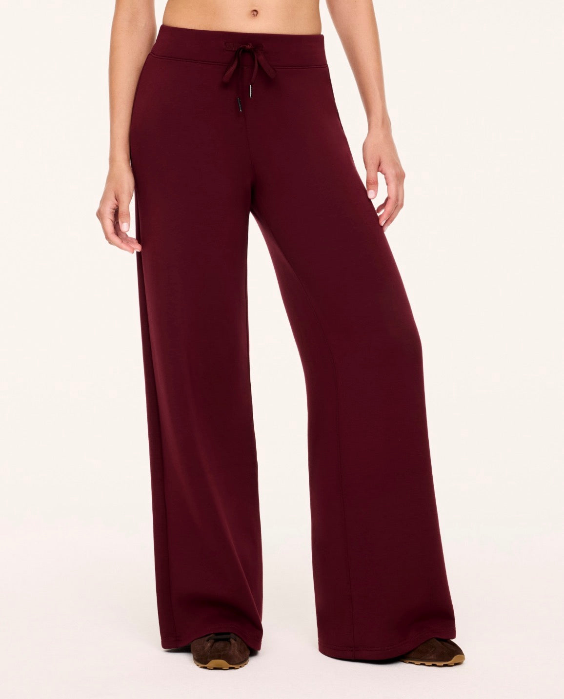 SPANX AirEssentials Wide Leg Pant Petite