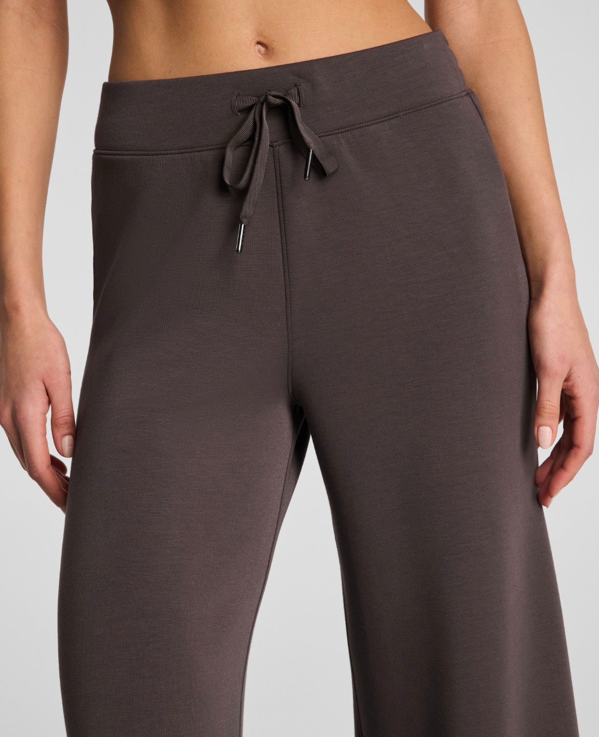 SPANX Air Essentials Wide Leg Pant