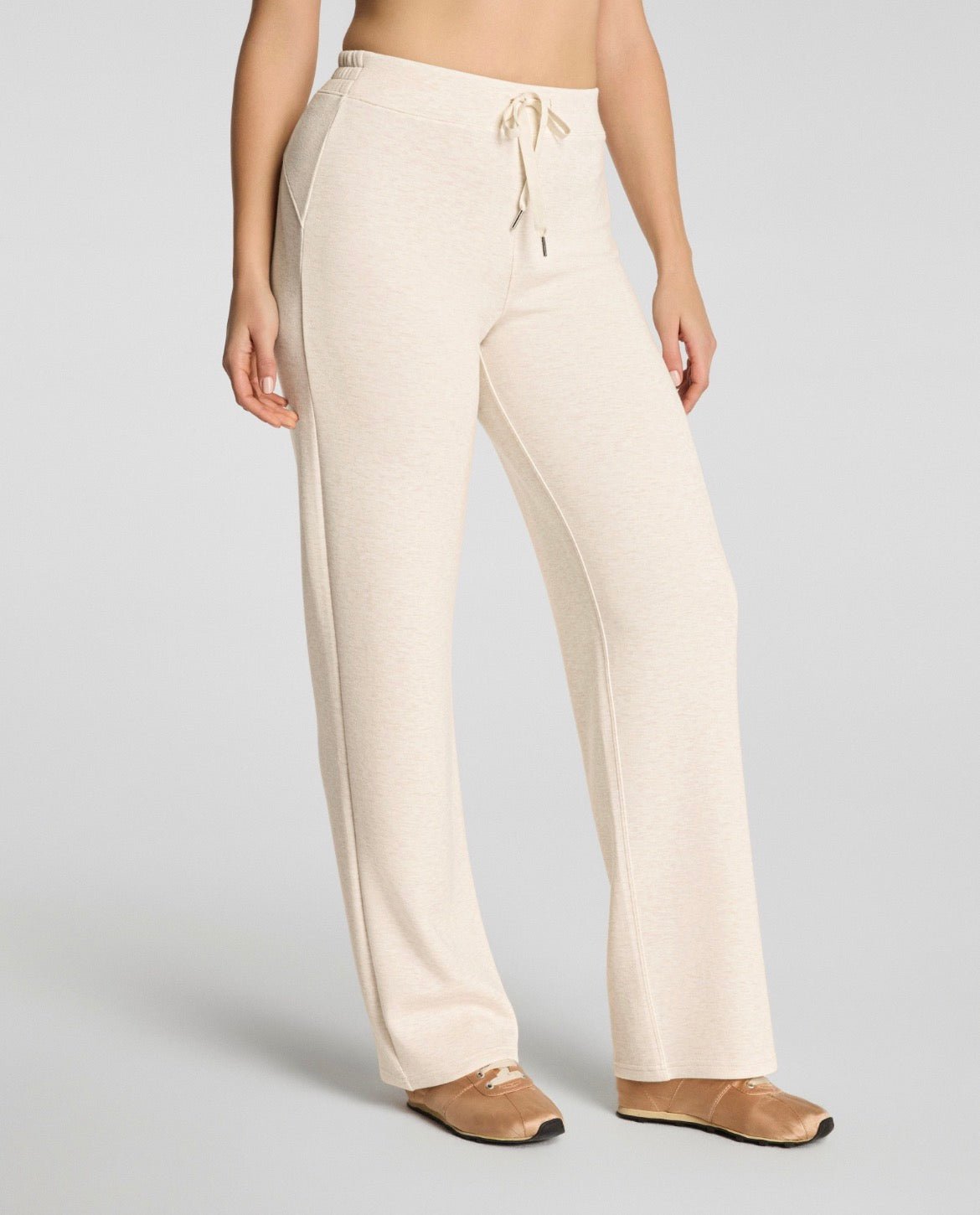 Airessentials Straight Leg Pant - The Posh Loft