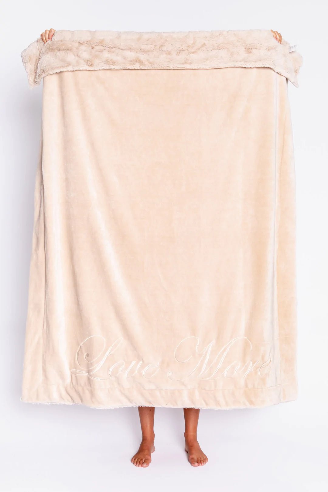 Luxe Plush Blanket - The Posh Loft