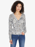 Load image into Gallery viewer, XOXO Sweater - The Posh Loft
